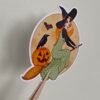 Sticker Halloween sorcière sur son balai cottagecore, Loulou